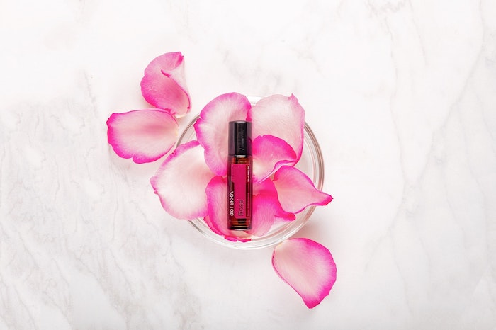 7 Essential Oils for Seduction