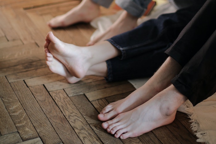 12 Things to Expect When Joining a Couple Sex Chat for the First Time