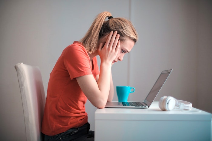 4 Signs Your Online Lover is a Catfish and What to Do If They Are